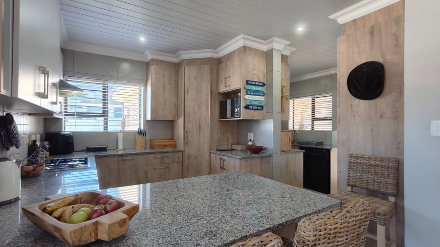 3 Bedroom Property for Sale in Island View Western Cape